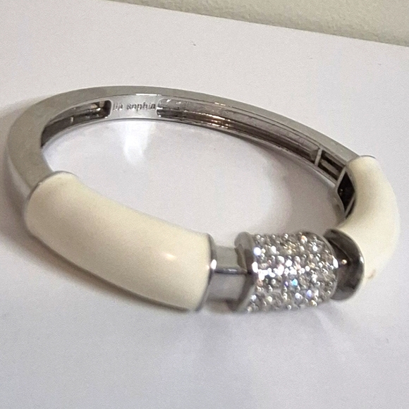 Lia Sophia Bracelet Silver White with some Bling Bangle - Picture 2 of 6